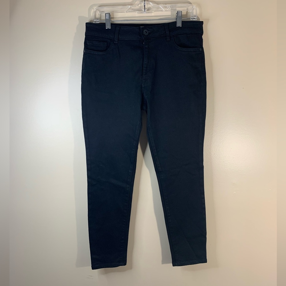 DL 1961 Florence skinny jeans. Size 31